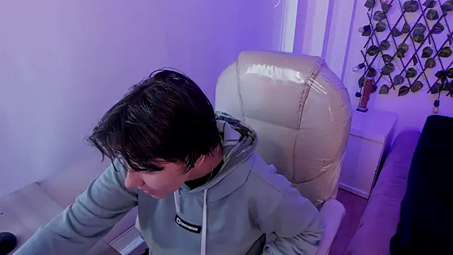 Nathaly ds online show from 25, 10, 2025