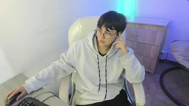 Nathaly ds online show from 28, 11, 2025