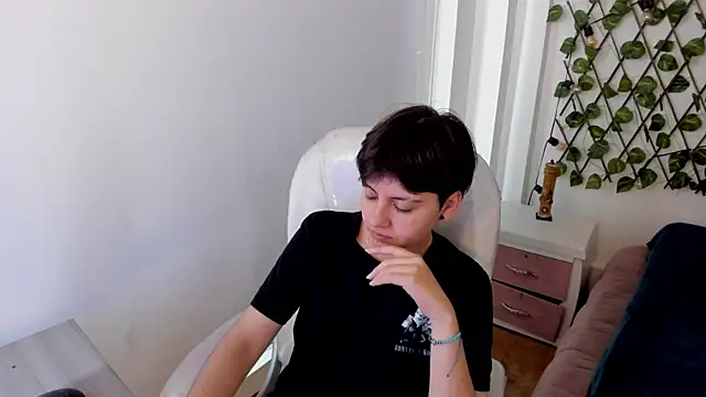 Nathaly ds online show from 5, 11, 2025