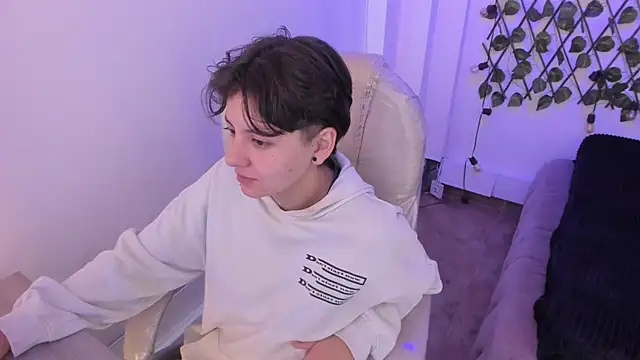 Nathaly ds online show from 15, 10, 2025