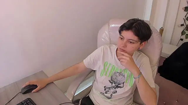 Nathaly ds online show from 21, 10, 2025