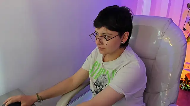 Nathaly ds online show from 24, 3, 2026