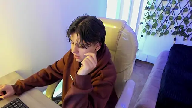 Nathaly ds online show from 13, 10, 2025