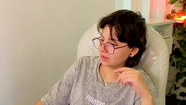 Snapshot of Nathaly_ds chatting on 9, 7, 2026 Nathaly ds online show from 9, 7, 2026