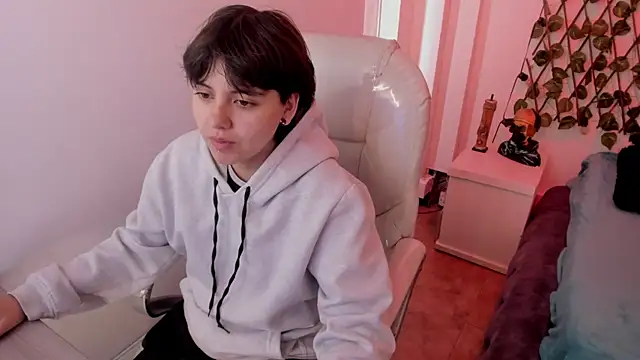 Nathaly ds online show from 8, 1, 2026