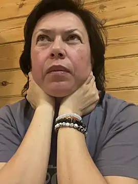 Snapshot of Kiravix chatting on 6, 2, 2026 Kiravix online show from 6, 2, 2026