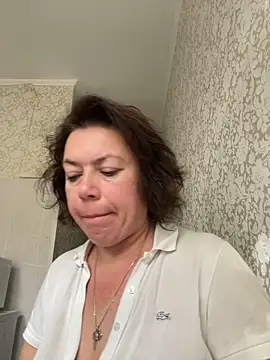 Kiravix online show from 9, 10, 2025