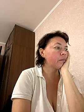 Kiravix online show from 27, 10, 2025