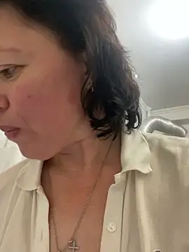 Kiravix online show from 16, 4, 2026