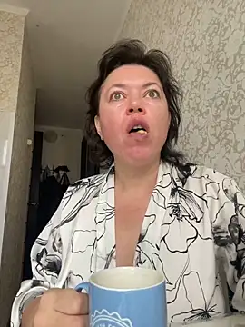 Kiravix online show from 6, 11, 2025