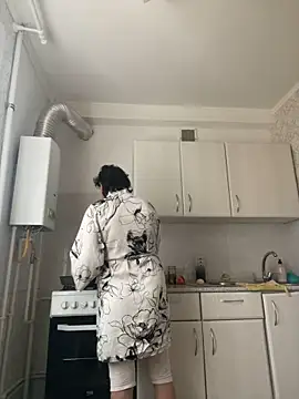 Kiravix online show from 5, 11, 2025