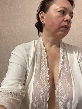 Kiravix online show from 6, 4, 2026