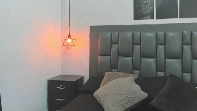 dakota roussee online show from 18, 9, 2025