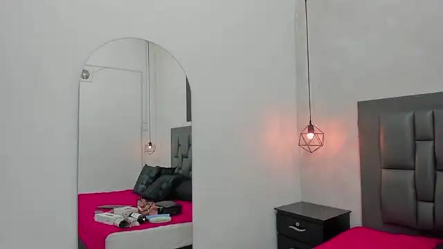 dakota roussee online show from 1, 4, 2026