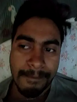 Snapshot of Rohit4500 chatting on 5, 12, 2025 Rohit4500 online show from 5, 12, 2025