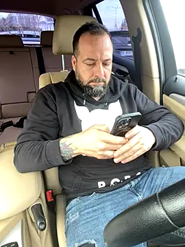 Snapshot of DavidMaros chatting on 23, 10, 2025 DavidMaros online show from 23, 10, 2025