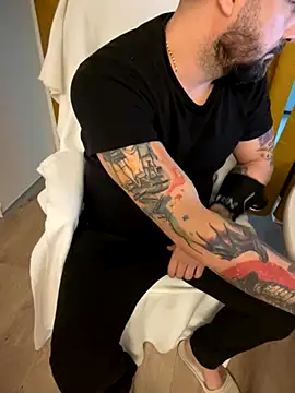 Snapshot of DavidMaros chatting on 30, 10, 2025 DavidMaros online show from 30, 10, 2025