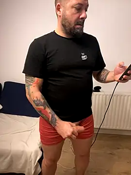 Snapshot of DavidMaros chatting on 29, 11, 2025 DavidMaros online show from 29, 11, 2025