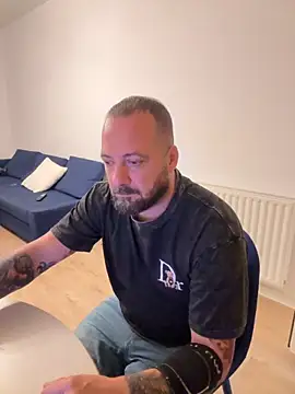 Snapshot of DavidMaros chatting on 14, 9, 2025 DavidMaros online show from 14, 9, 2025