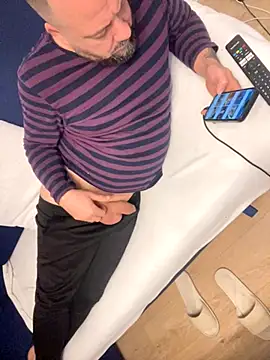 Snapshot of DavidMaros chatting on 20, 11, 2025 DavidMaros online show from 20, 11, 2025