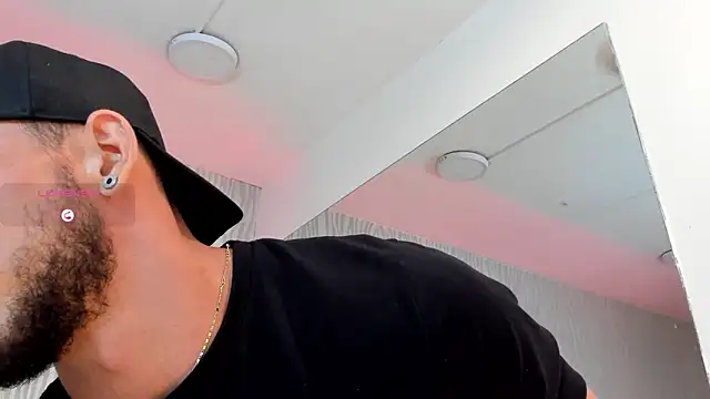 Snapshot of dylan_jacobx chatting on 27, 4, 2026 dylan jacobx online show from 27, 4, 2026