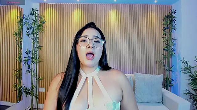 sofiacaramel online show from 10, 9, 2025