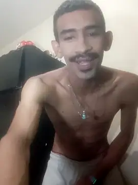 Bruno Hallss online show from 4, 11, 2025