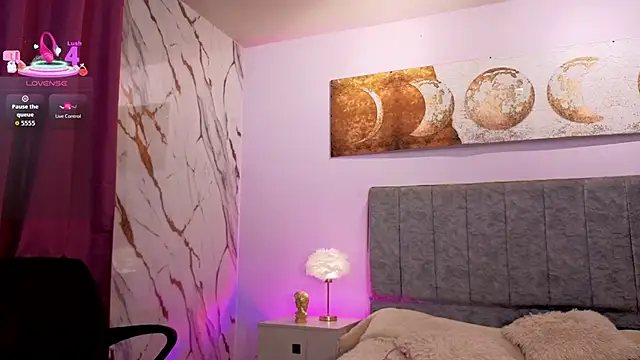 antonellastar24  online show from 8, 4, 2026