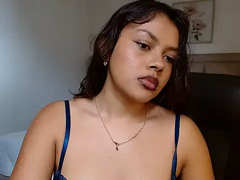 Snapshot of Mariannexoxx chatting on 18, 11, 2025 Mariannexoxx online show from 18, 11, 2025