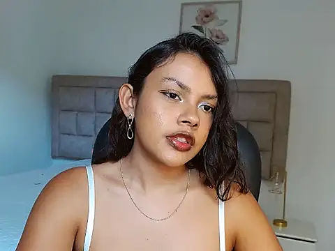 Snapshot of Mariannexoxx chatting on 19, 12, 2025 Mariannexoxx online show from 19, 12, 2025