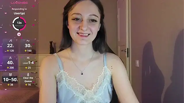white liillyy online show from 18, 5, 2026