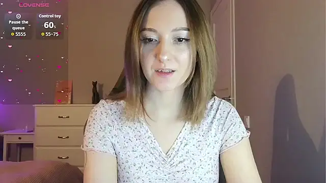 white liillyy online show from 17, 4, 2026