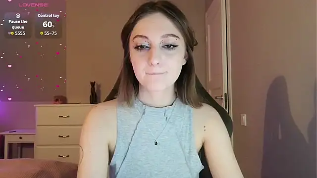 white liillyy online show from 17, 6, 2026
