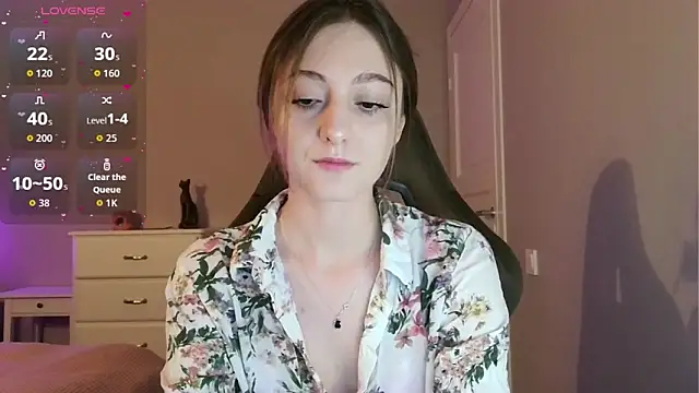 white liillyy online show from 22, 6, 2026