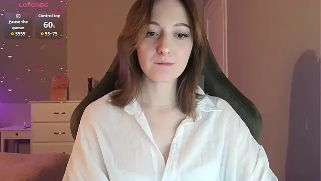 white liillyy online show from 14, 4, 2026