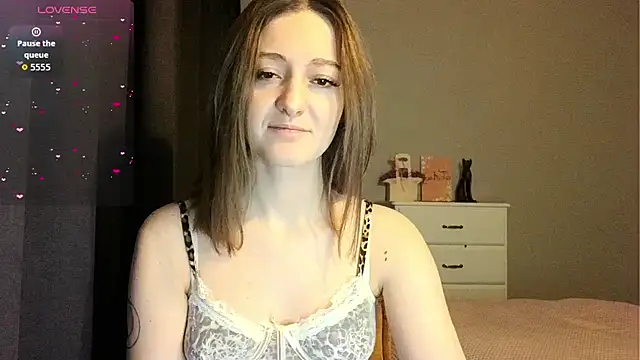 white liillyy online show from 5, 2, 2026