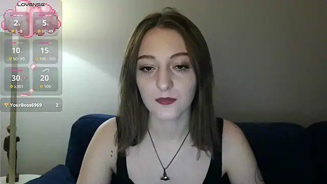 white liillyy online show from 25, 11, 2025