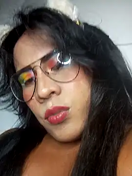 Snapshot of angela_bigdick chatting on 27, 10, 2025 angela bigdick online show from 27, 10, 2025