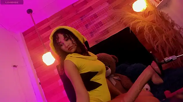 Emily brown04 online show from 12, 2, 2026