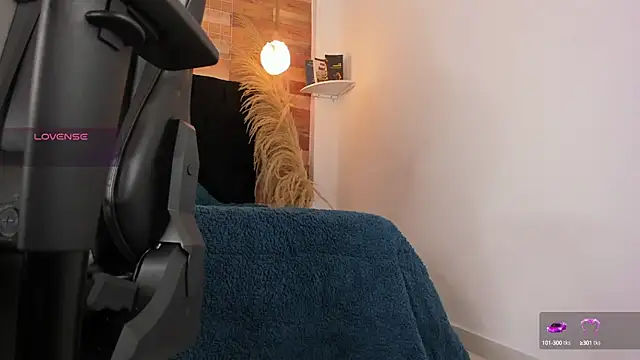 Snapshot of Emily_brown04 chatting on 10, 10, 2025 Emily brown04 online show from 10, 10, 2025