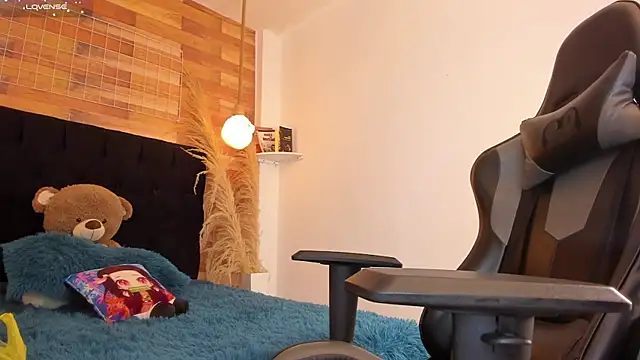 Emily brown04 online show from 21, 12, 2025