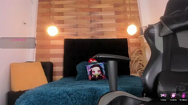 Snapshot of Emily_brown04 chatting on 25, 10, 2025 Emily brown04 online show from 25, 10, 2025