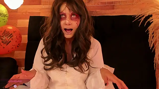 Snapshot of Emily_brown04 chatting on 31, 10, 2025 Emily brown04 online show from 31, 10, 2025