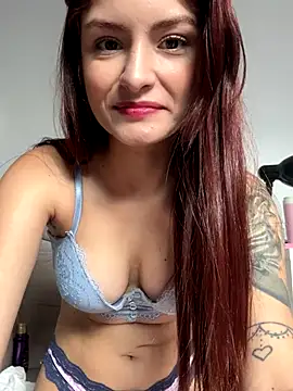 MarianaNinfa online show from 18, 12, 2025