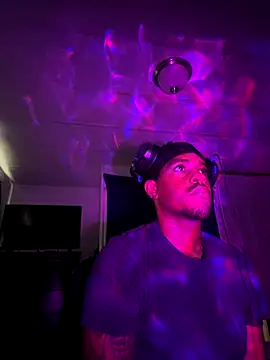 tyrek5051 online show from 18, 10, 2025