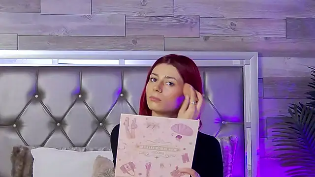 LunaHart online show from 4, 3, 2026