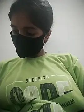 Snapshot of Sexey-Puja chatting on 24, 9, 2025 Sexey-Puja online show from 24, 9, 2025