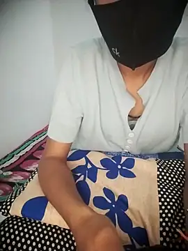 Snapshot of Sexey-Puja chatting on 1, 10, 2025 Sexey-Puja online show from 1, 10, 2025