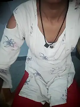 Snapshot of Sexey-Puja chatting on 6, 10, 2025 Sexey-Puja online show from 6, 10, 2025