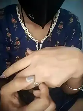 Snapshot of Sexey-Puja chatting on 29, 9, 2025 Sexey-Puja online show from 29, 9, 2025